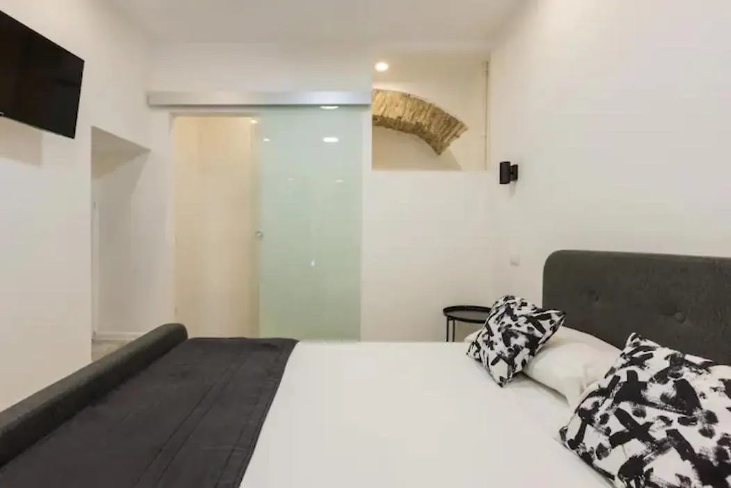 Historical Workshop Apartment - Fico Roma